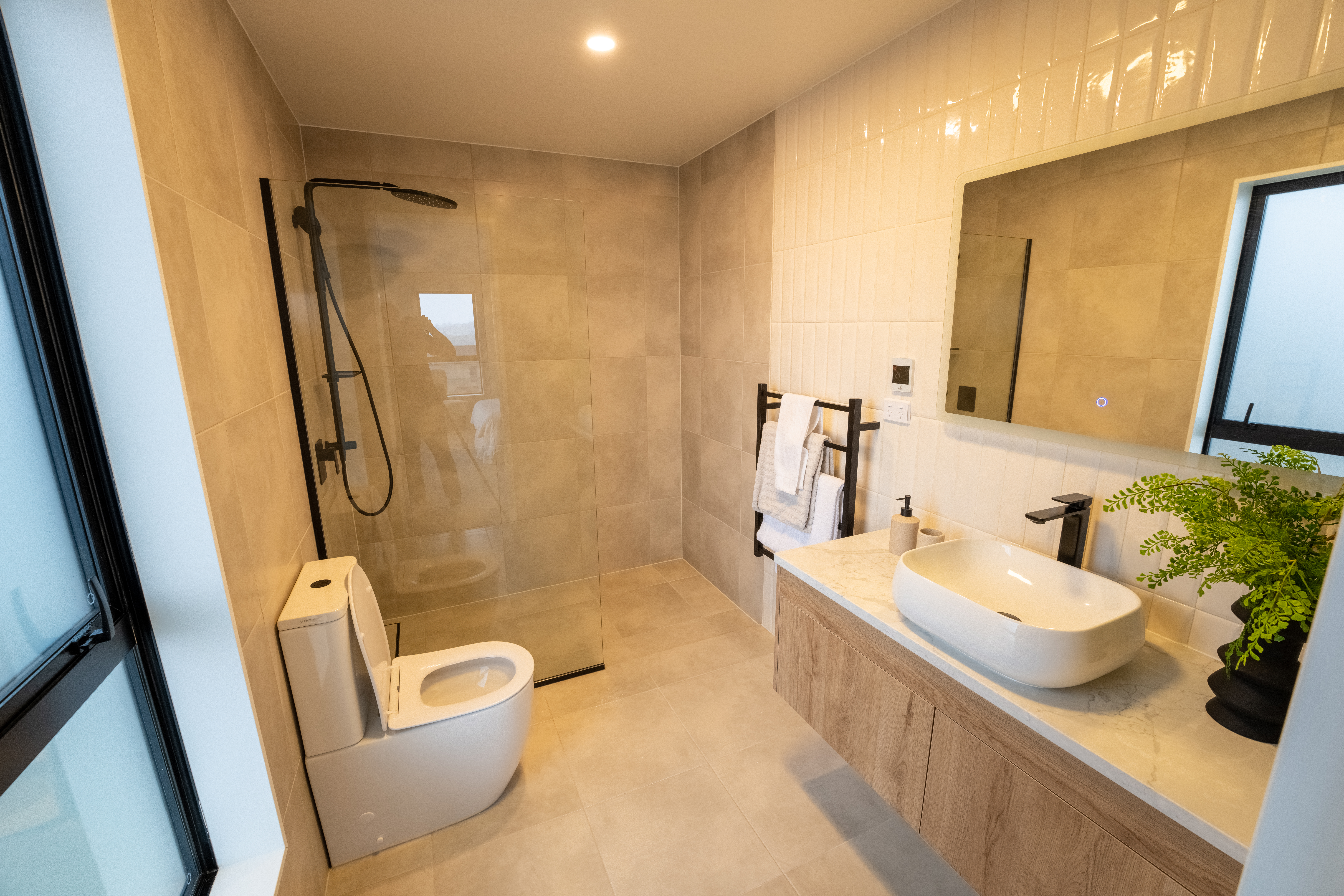 3 Ridgehill Rise Luxury Home - Image 12