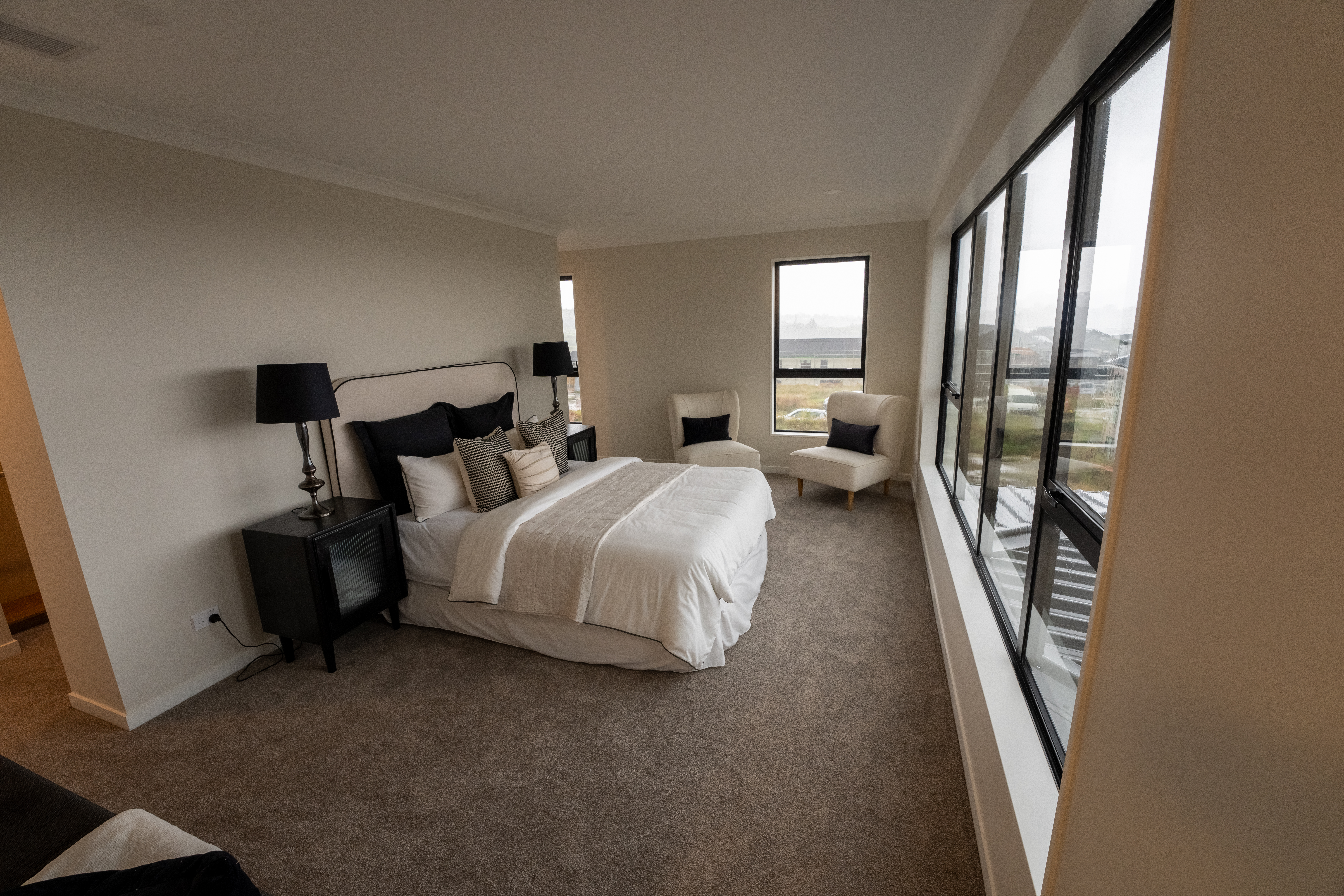 3 Ridgehill Rise Luxury Home - Image 15