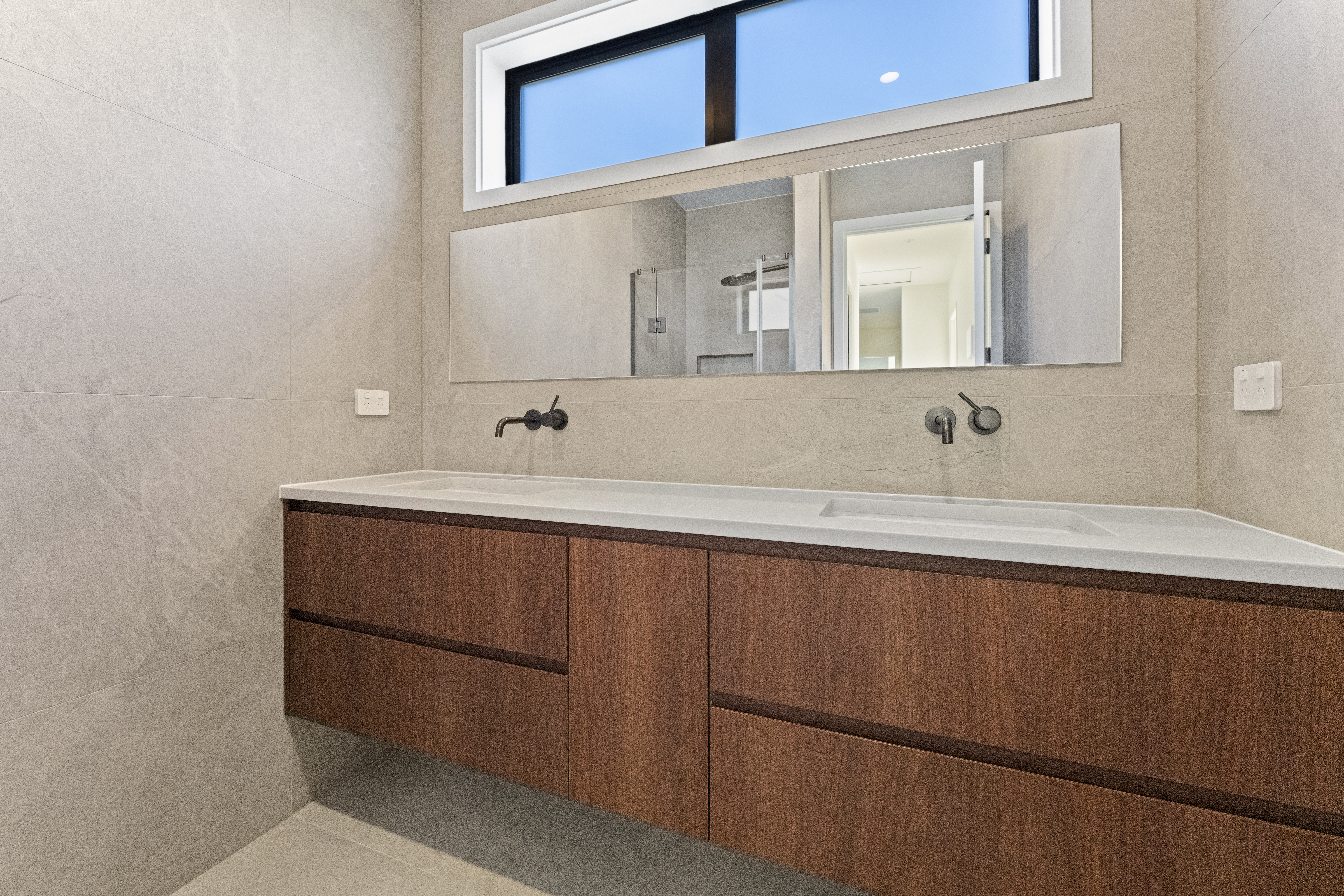 1364 Great South Road Project - Image 19