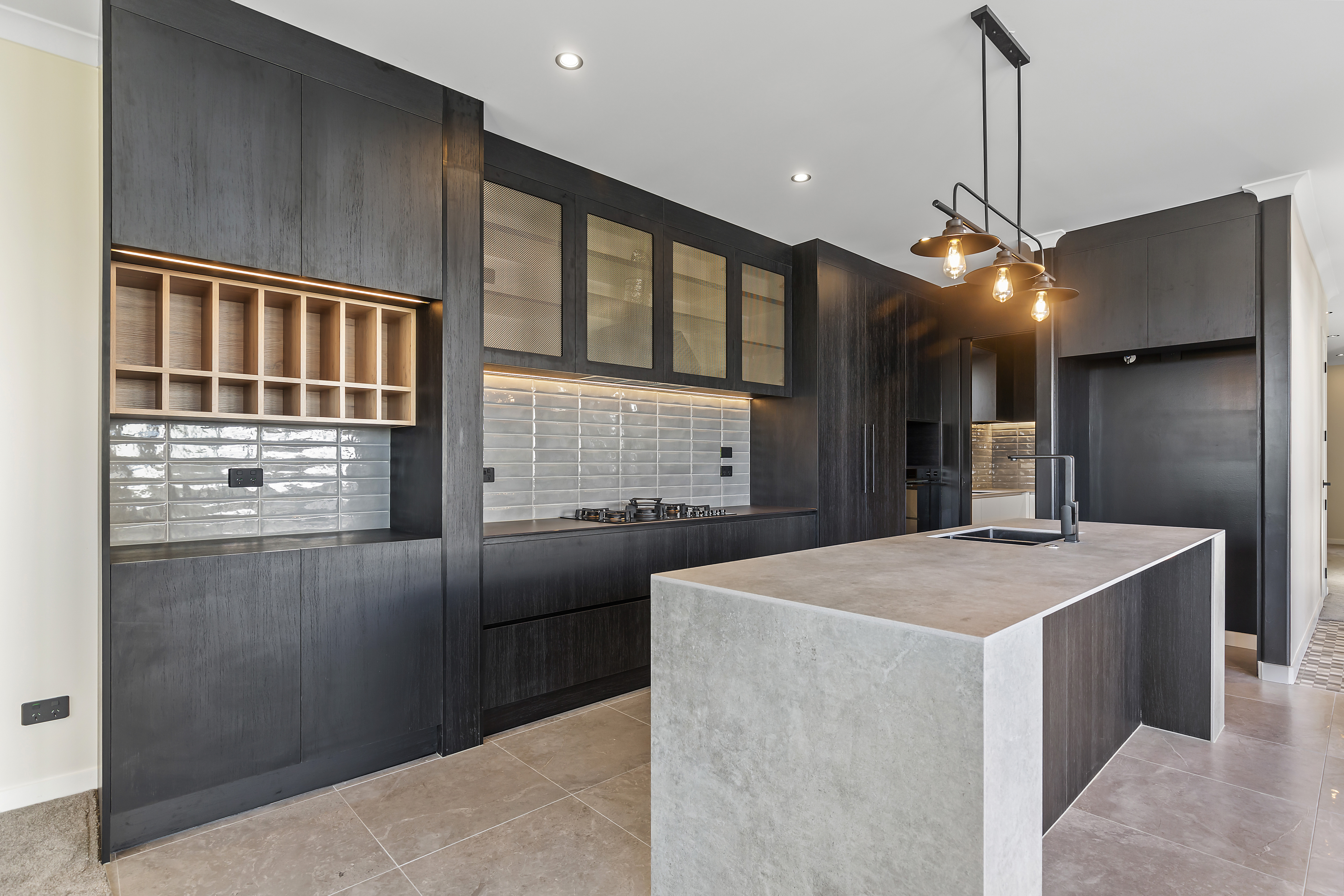 13 Hautoa Lane Executive Home - Image 2