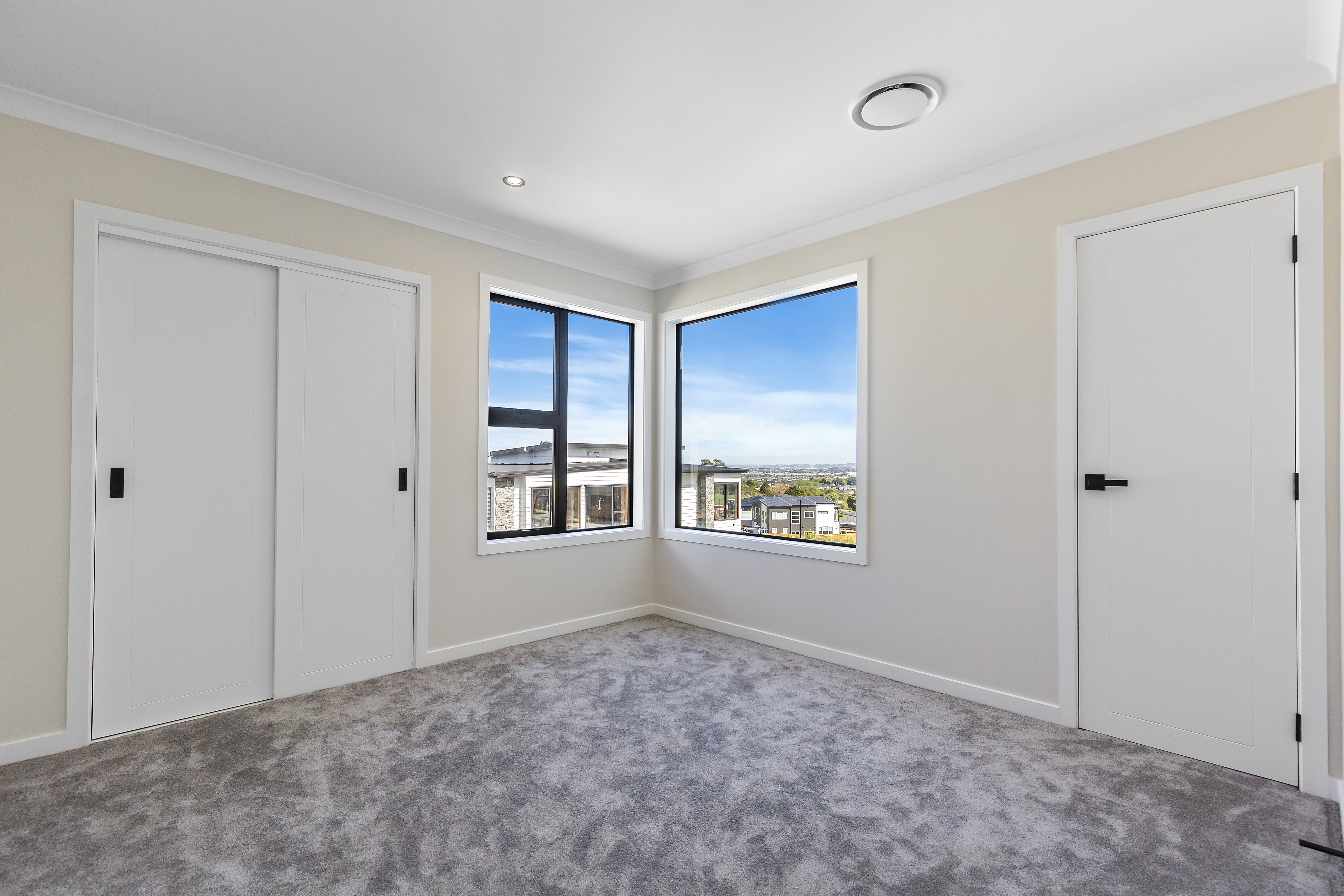 13 Hautoa Lane Executive Home - Image 15